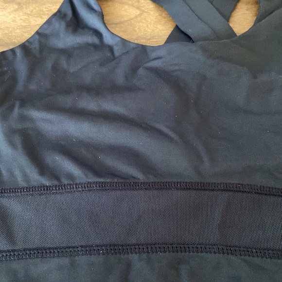 Lululemon black exercise tank top - Picture 4 of 7